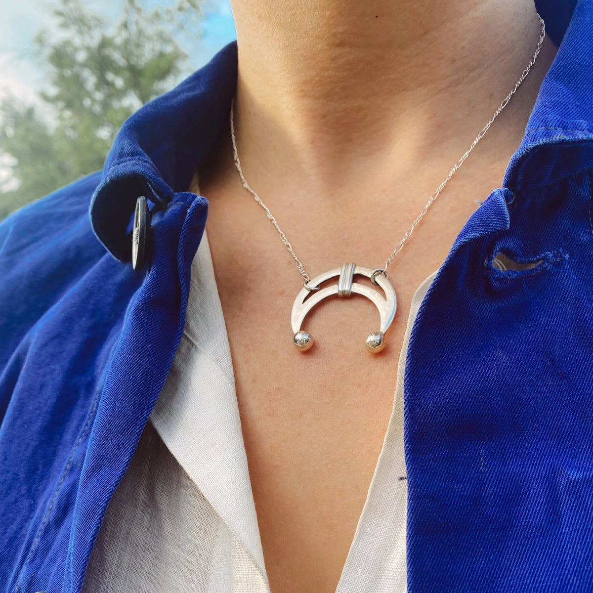 Dineh - Naja Pendant Necklace