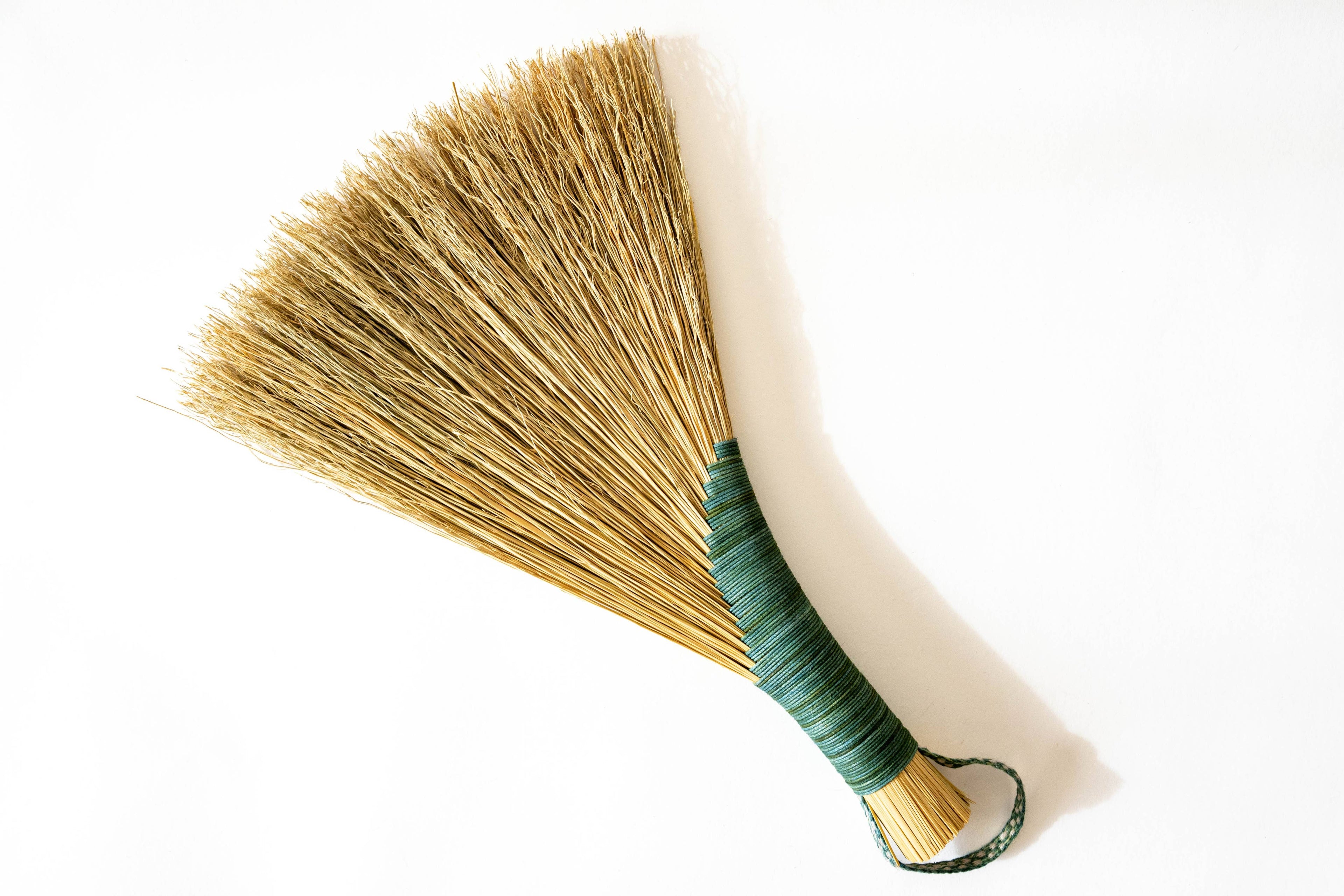 Turkey Wing Handbroom