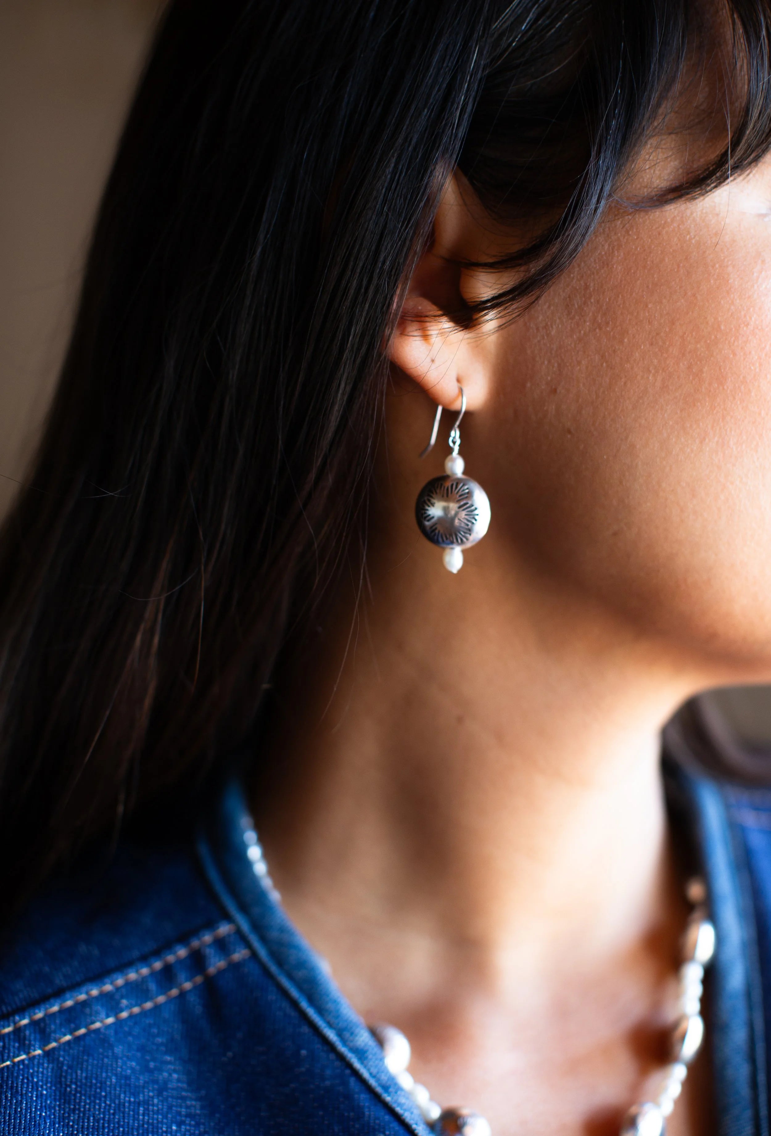 Dineh - Navajo Pearl Coin Earrings w/pearls