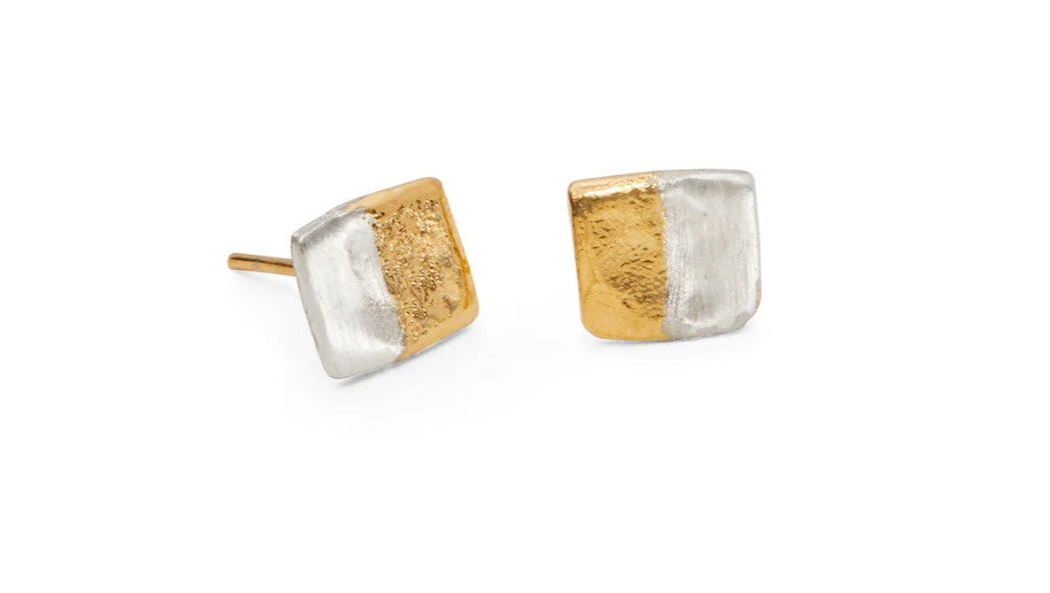 Square Duality Stud