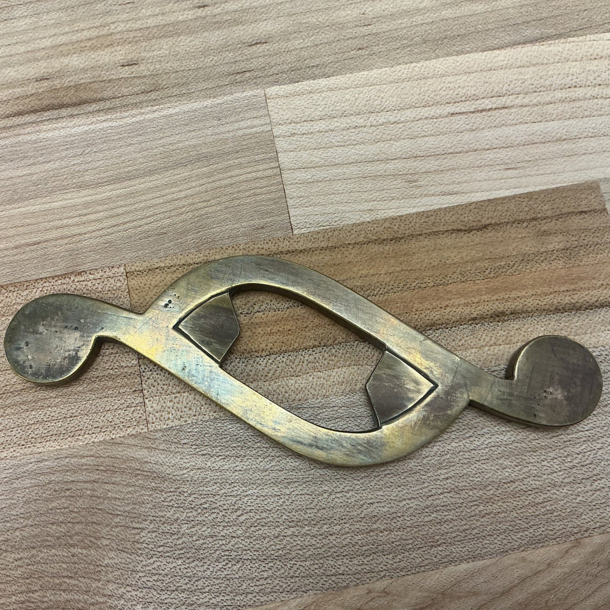 vintage aubock scroll cap lifter