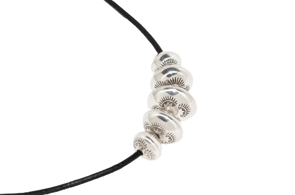 Dineh - Navajo Pearl Necklace on Black Leather