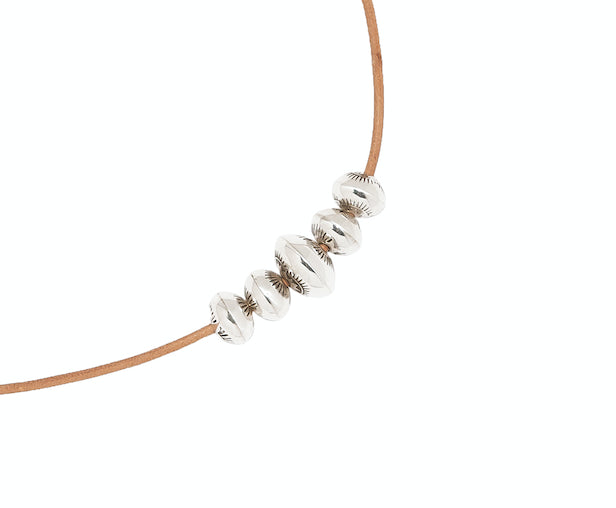 Dineh - Navajo Pearl Necklace on Brown Leather