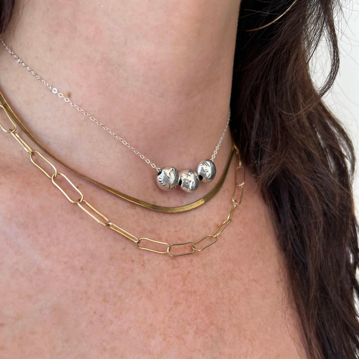Dineh - Triple Navajo pearl Coin Necklace