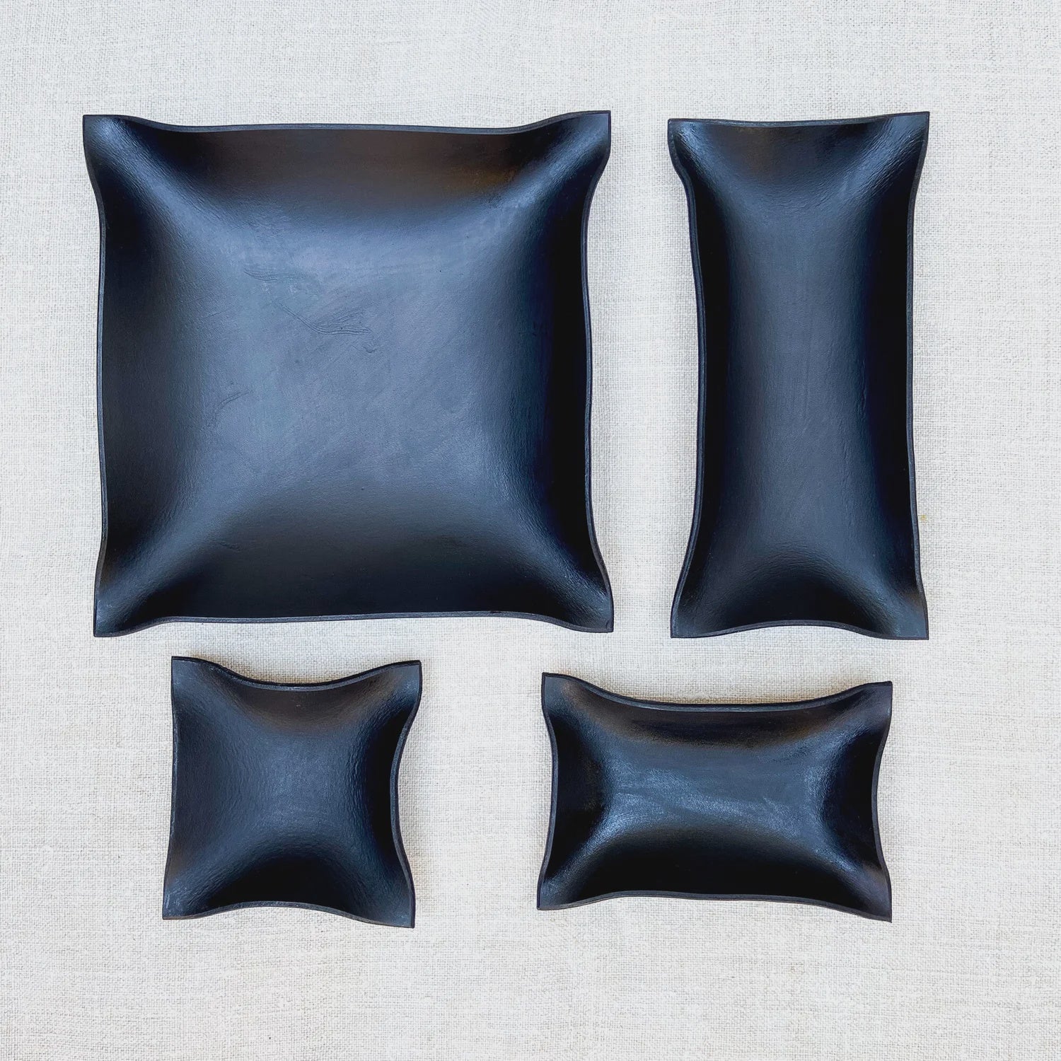 Hand Shaped Tray - Black 9" x 9"