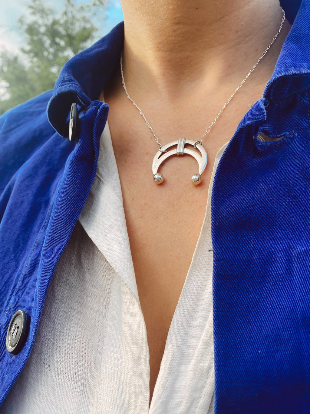 Dineh - Naja Pendant Necklace