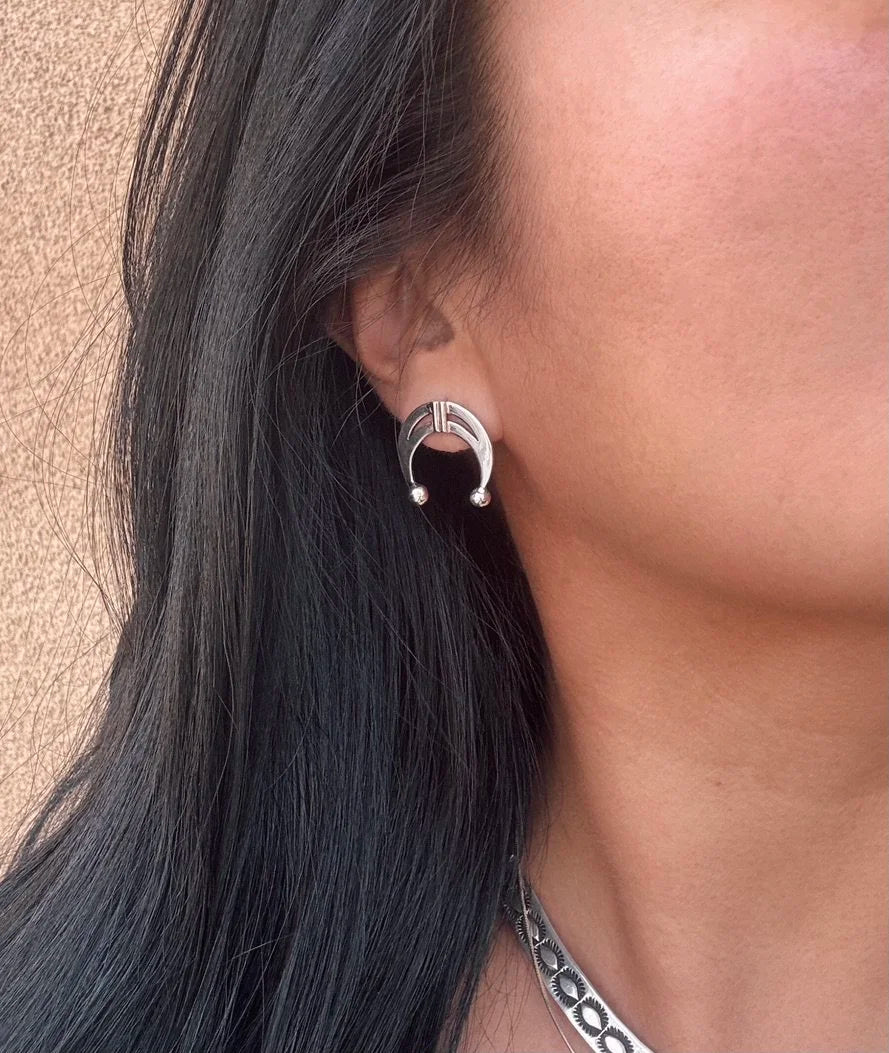 Dineh - Naja Studs